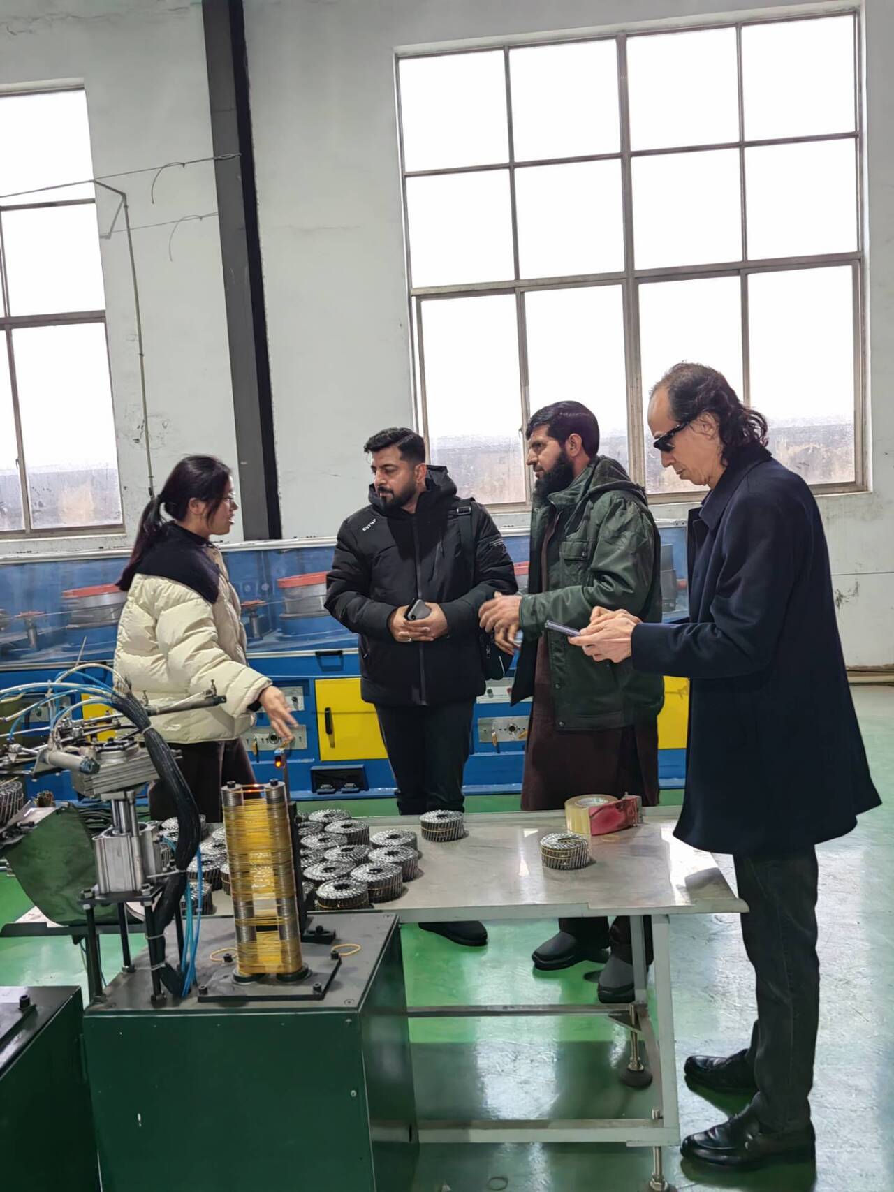 Foreign customers came to our Yangzhou nailing machine factory for field inspection